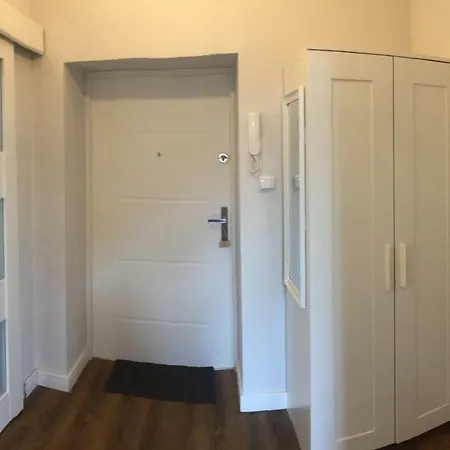 アパート Apartament Maia マルボルク