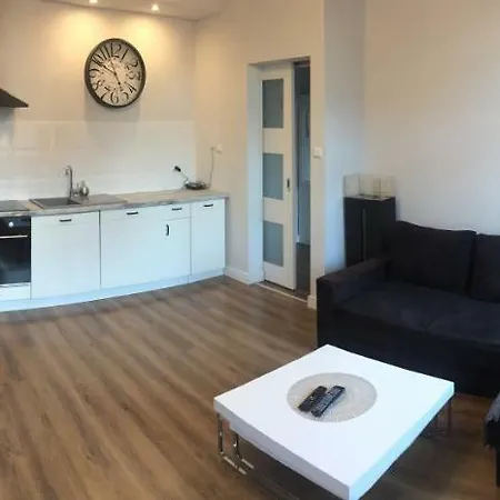 アパート Apartament Maia